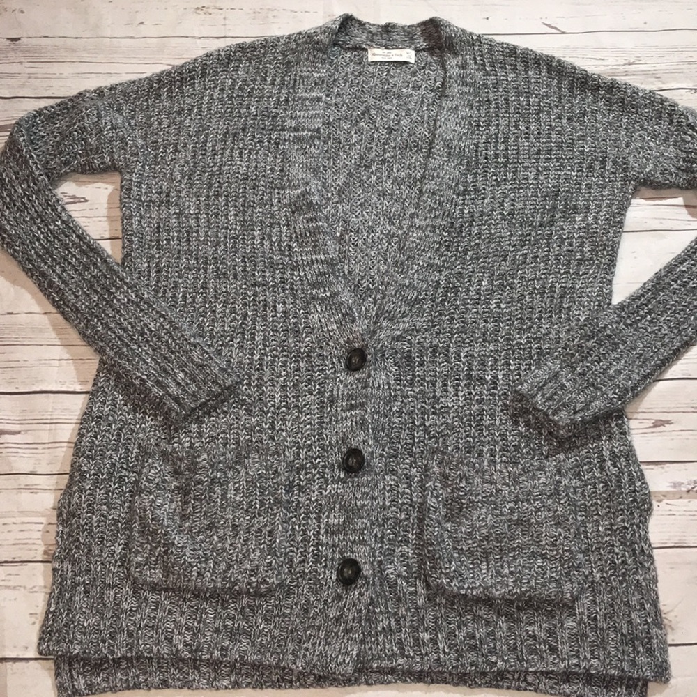 Abercrombie Fitch oversized soft cardigan sweater
